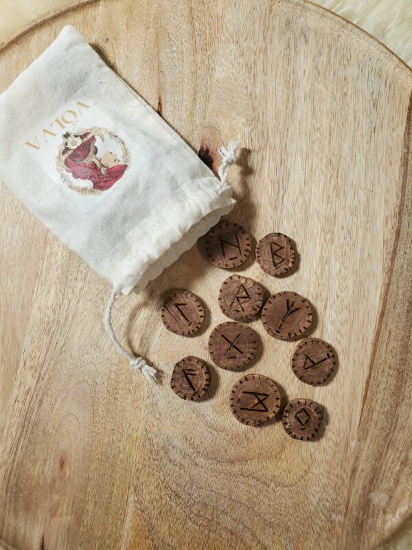 Jeu de runes bois + livret – Image 2