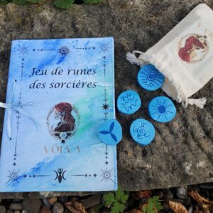 Runes des sorcières bleu ciel