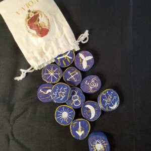 Jeu de runes des sorcières violette et jaune