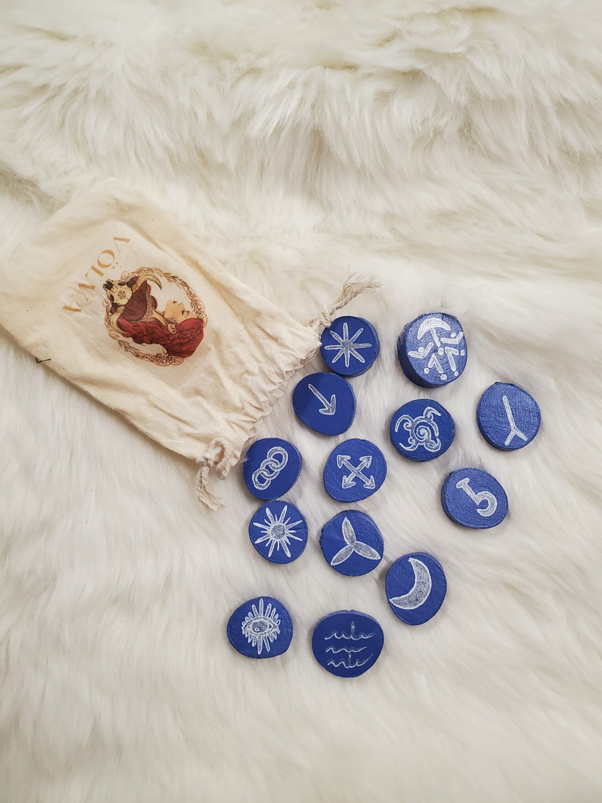 Jeu de runes des sorcières teinte bleuet