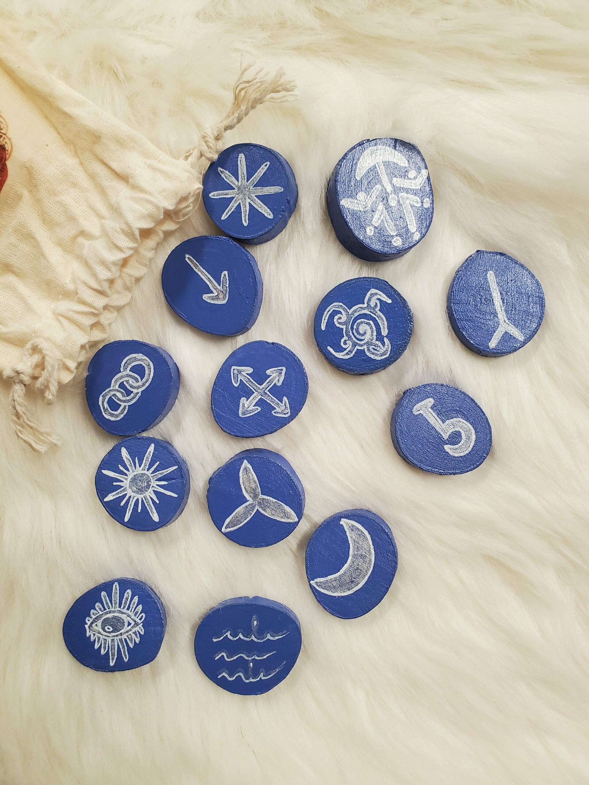 Jeu de runes des sorcières teinte bleuet – Image 2