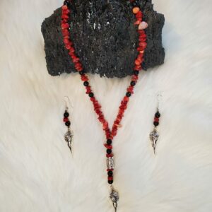 Parure en corail et tourmaline noire