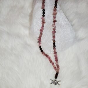 Collier en Quartz Fraise et Œil de Taureau