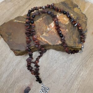 Collier mixte en Œil de Taureau et Tourmaline noire.