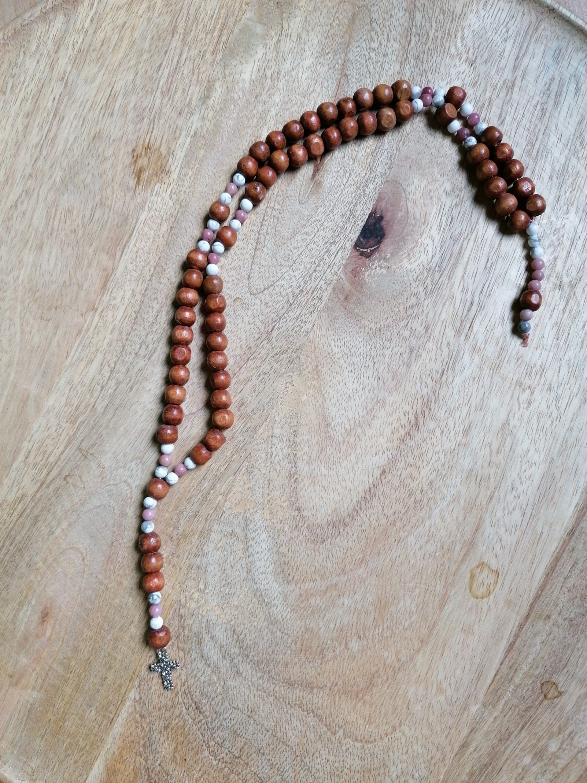 Chapelet en Howlite et Quartz rose